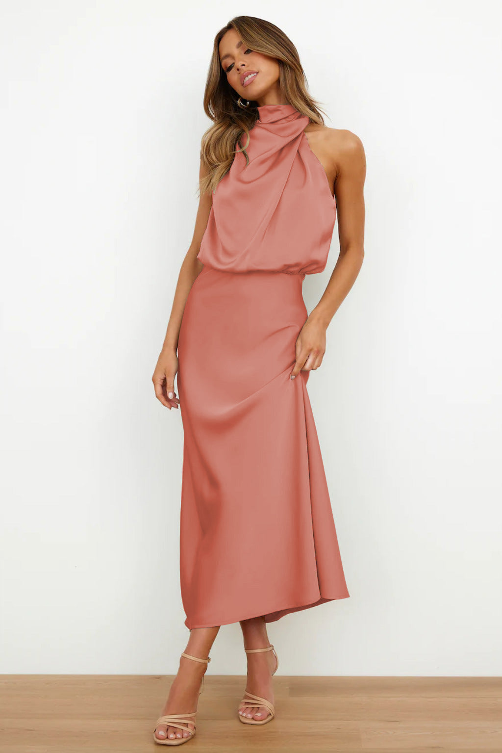 Nicole™ | Elegant and Sensual Long Dress