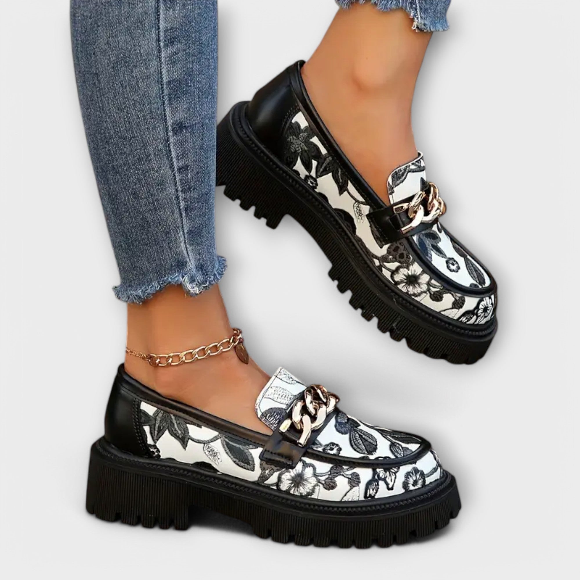 Amira™ | Retro Floral Moccasins