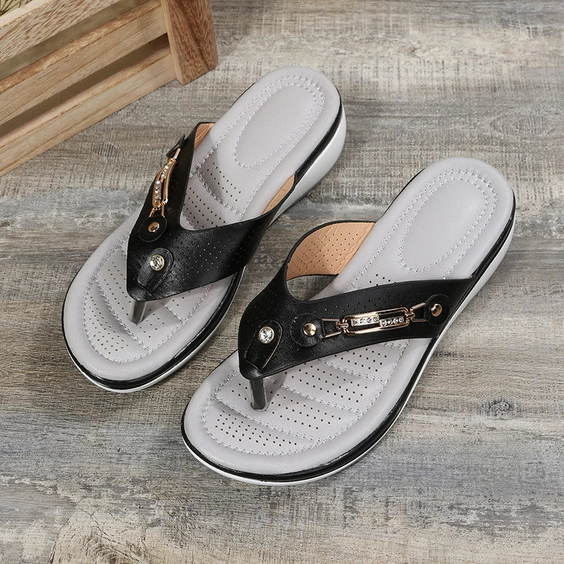 Mulè™ | Flip-flops with a Padded and Cushioned Sole for Optimal Comfort