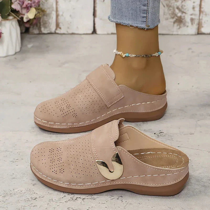 Rhea™ | Elegant Orthopedic Wedge Clogs – Everyday Comfort