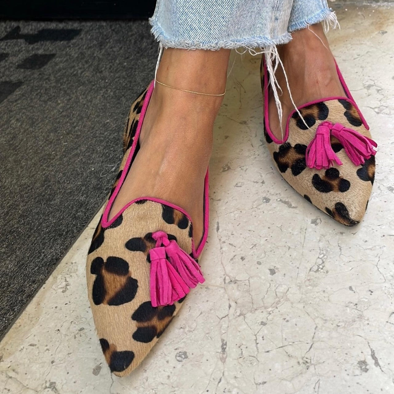 Talia™ | Chic Animal Print Flats