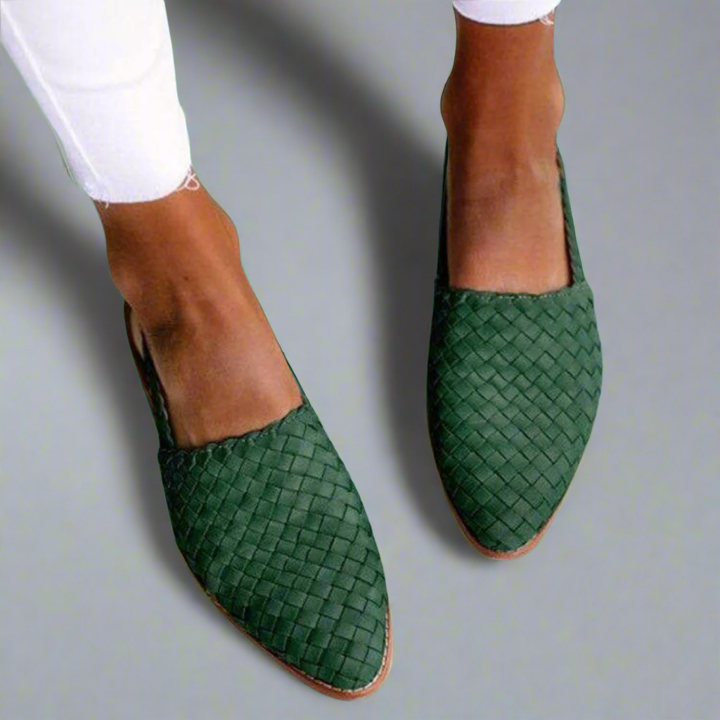 Isa™ | Handmade Moccasins for Ultimate Comfort