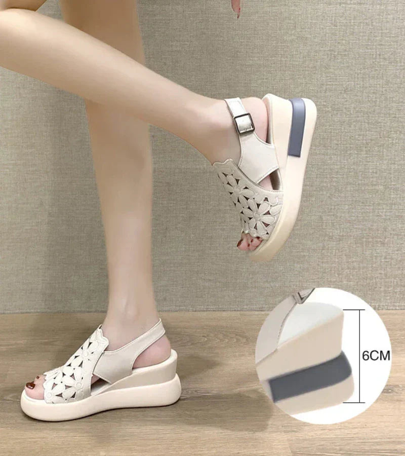 Fiorella™ | Ergonomic Wedge Sandals with Floral Embroidery