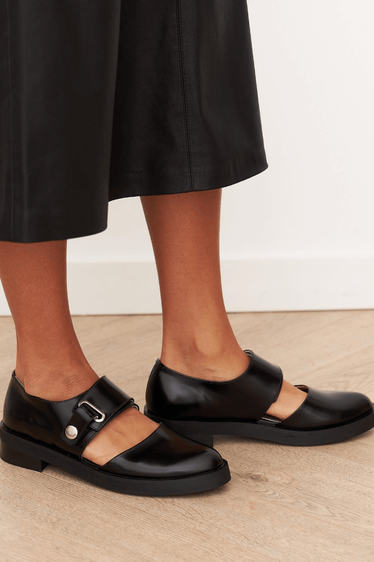 Chloe™ | Chic Buckle Loafers