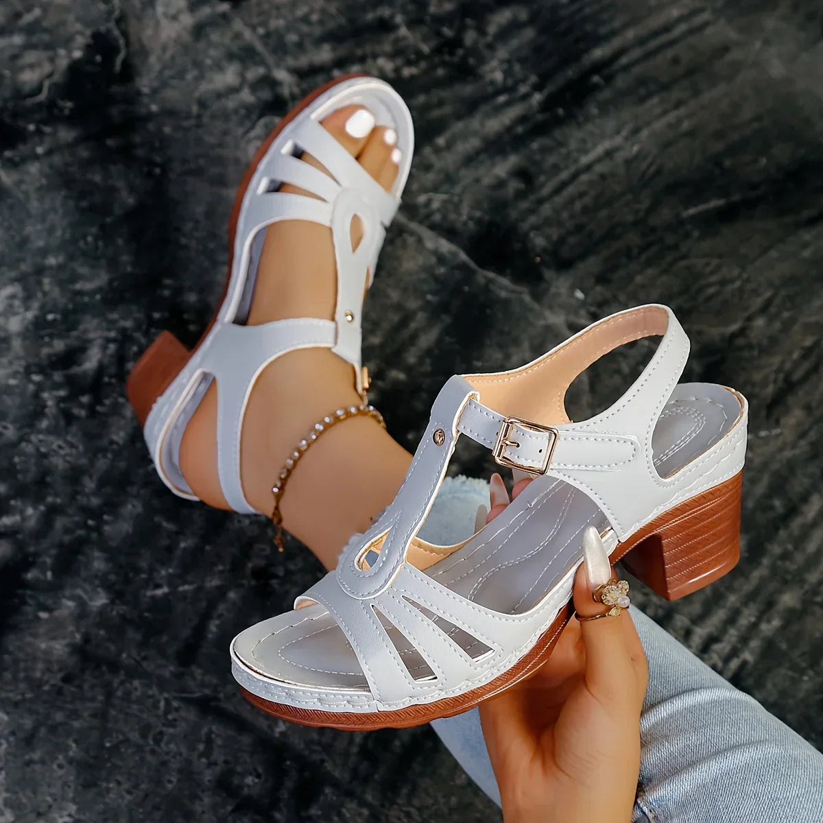 Manaia™ | Fashionable Orthopedic Sandals with Thick Platform Soles